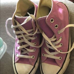 hightop purple converse